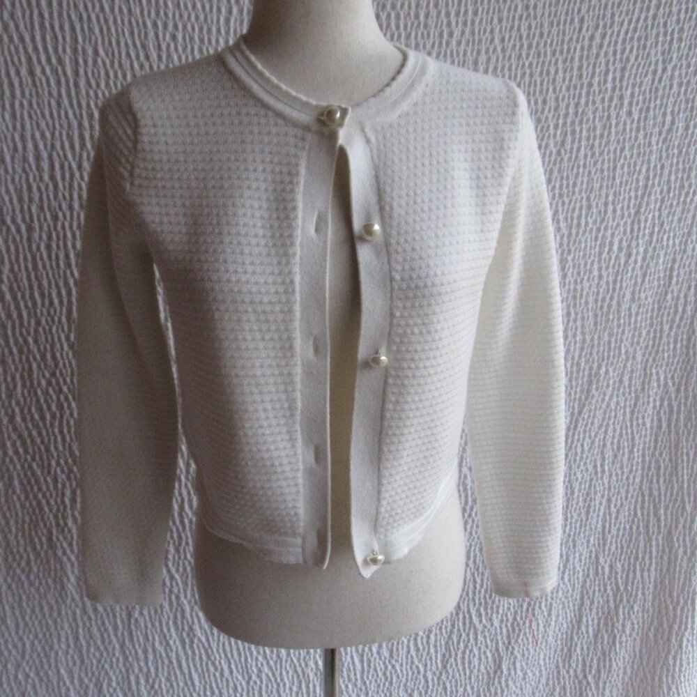 Sioni Solid White Womens Pearl Buttons Ribbed Cropped Cardigan XS